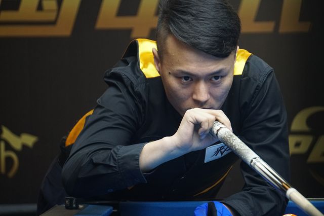 有人邀请她 有人邀请她