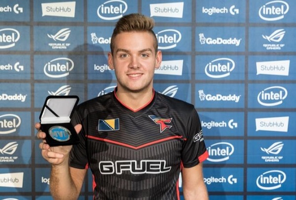 奥尔莫闪击 奥尔莫闪击